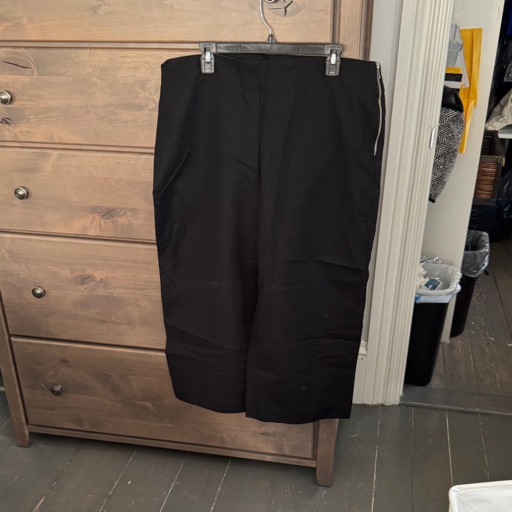 Lauren Ralph Lauren Black Capris